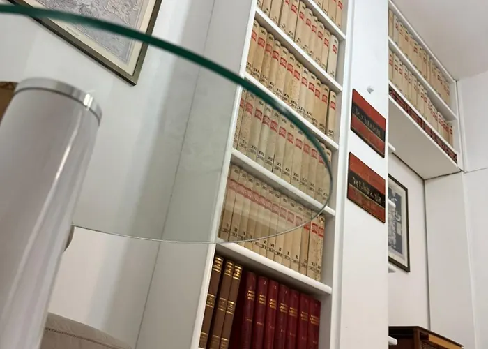 בית הארחה Uno-b קליארי