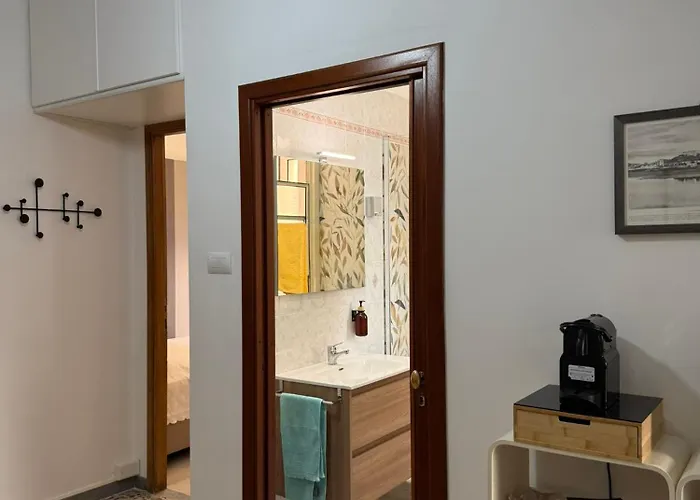 Uno-b בית הארחה קליארי