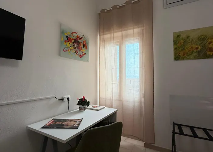 Uno-b 3* קליארי